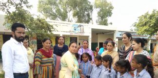 जिला शिक्षा अफसर ने विजेता खिलाडिय़ों का किया समान