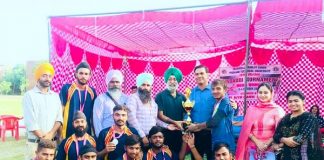 इंटर -कालेज कबड्डी टूर्नामैंट में भारत ग्रुप ने हासिल किया दूसरा सथान