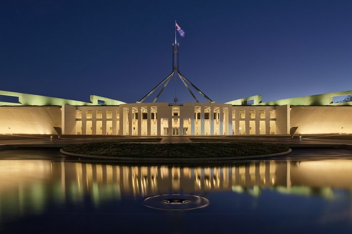1024px-Parliament_House_at_dusk,_Canberra_ACT