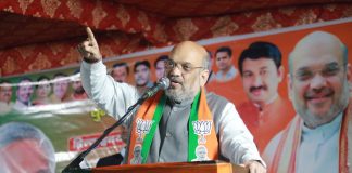 अमित शाह की रैली में CAA का विरोध कर रहे युवक की पिटाई