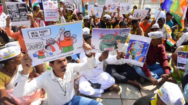 maharashtra_bandh_stone_pelting_on_bus_in_mumbai_more_than_3000_detained_aalok_soni_ht_photo__1579862057