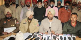 रेड करने गई पुलिस और नशा तस्करों के बीच क्रास फायरिंग, तीन तस्कर काबू