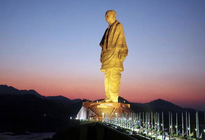 statue_unity_660_111218101404