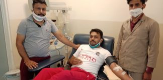 एक बच्ची के ईलाज के लिए प्लेट्लैट्स डोनेट किए