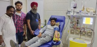 सोसायटी द्वारा डेंगू मरीजों के लिए आपातकालीन प्लेटलेट सेल दिया हुआ।