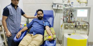 दो मरीजों के लिए प्लेट्लैटस व रक्तदान किया