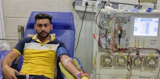 समाजसेवी संस्था साथी वैलफेयर सोसायटी के ऐमरजैंसी रक्तदान यूनिट की ओर से तीन डेंगू बुखार से पीडि़त मरीजों के लिए प्लेट्लैट्स डोनेट किए गए