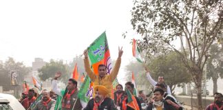 सुशासन दिवस पर भाजपा युवा मोर्चा ने निकाली शहर में भव्य मोटरसाइकिल रैली