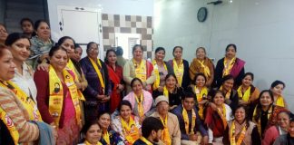 पतंजलि योगपीठ का धूमधाम से मनाया स्थापना दिवस