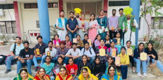 युवा उत्सव युवा सवांद 2047 में डीएवी कालेज ने 16 इनाम लिए