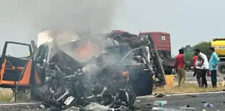 200 की स्पीड से रायल रायस फैंटम कार टैंकर से टकराई, दो लोगों की मौत