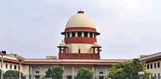 आर्टिकल 370 पर सुनवाई, चीफ जस्टिस ने सरकार से कहा- पता लगाएं, कोर्ट में दलीलें देने वाले लेक्चरर को सस्पेंड क्यों किया गया