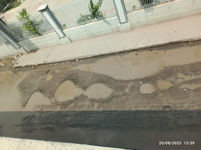 Kali Mata Mandir Road (6)