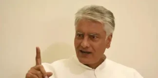 सुनील जाखड़ बोले – पंजाब में गैंगस्टर जेलों से चला रहे सरकार, लोगों में डर का माहौल