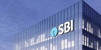 फोन का जवाब नहीं देते कर्जदार इसलिए घर पर चॉकलेट भेज रहा SBI