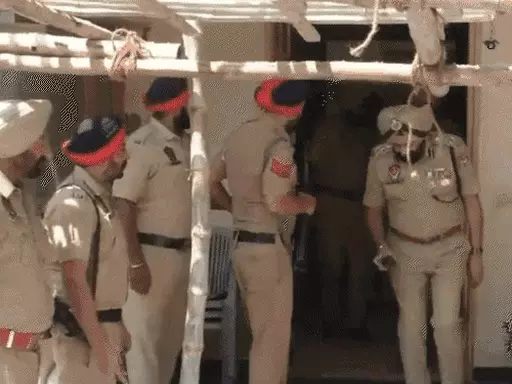 लुधियाना में पूर्व मंत्री गरचा के घर बड़ी वारदात, नौकर ने रात खाने में दिया नशा, सोना-नकदी लूट हुआ फरार